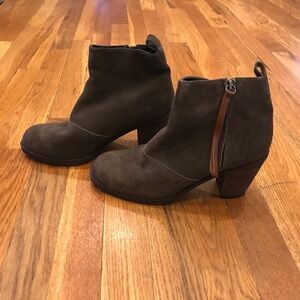 Dolce Vita Brown Ankle Boots